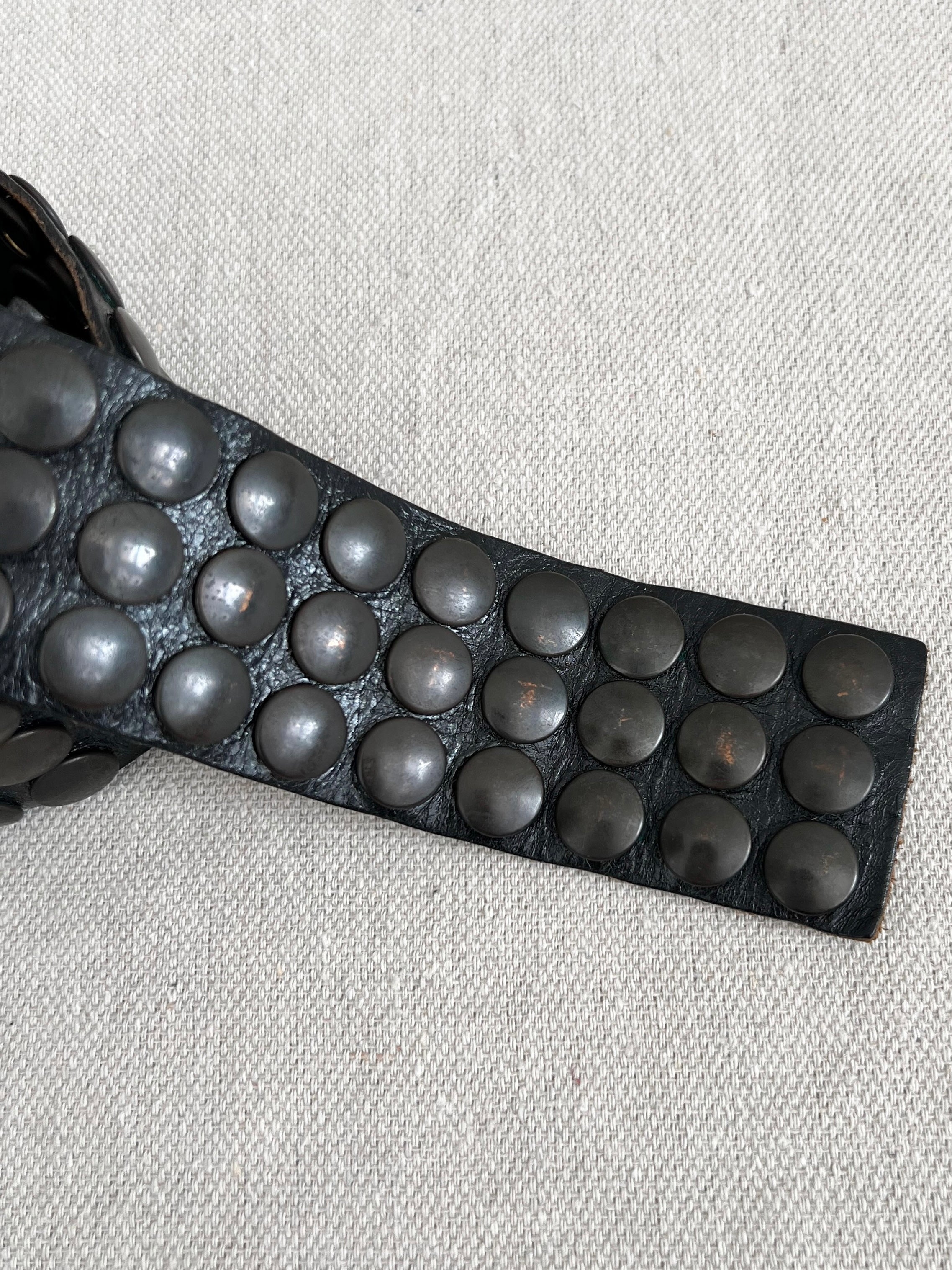 Vintage Neiman Marcus Heavyweight Push Stud Leather Belt