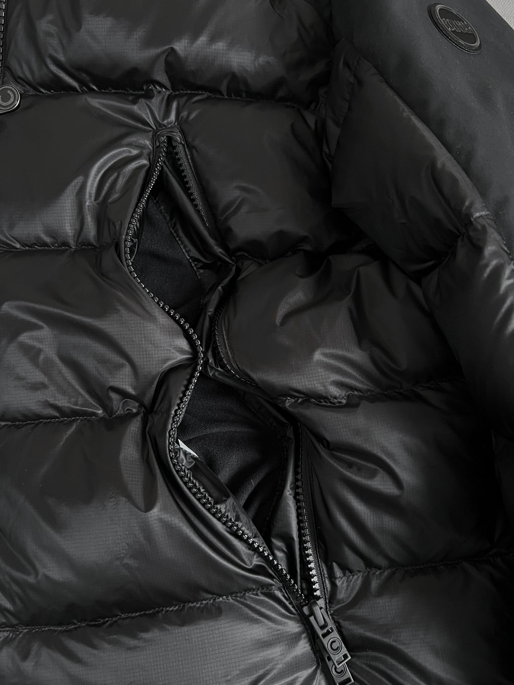 Yosuke Aizawa Colmar Waxed Sleeve Down Puffer