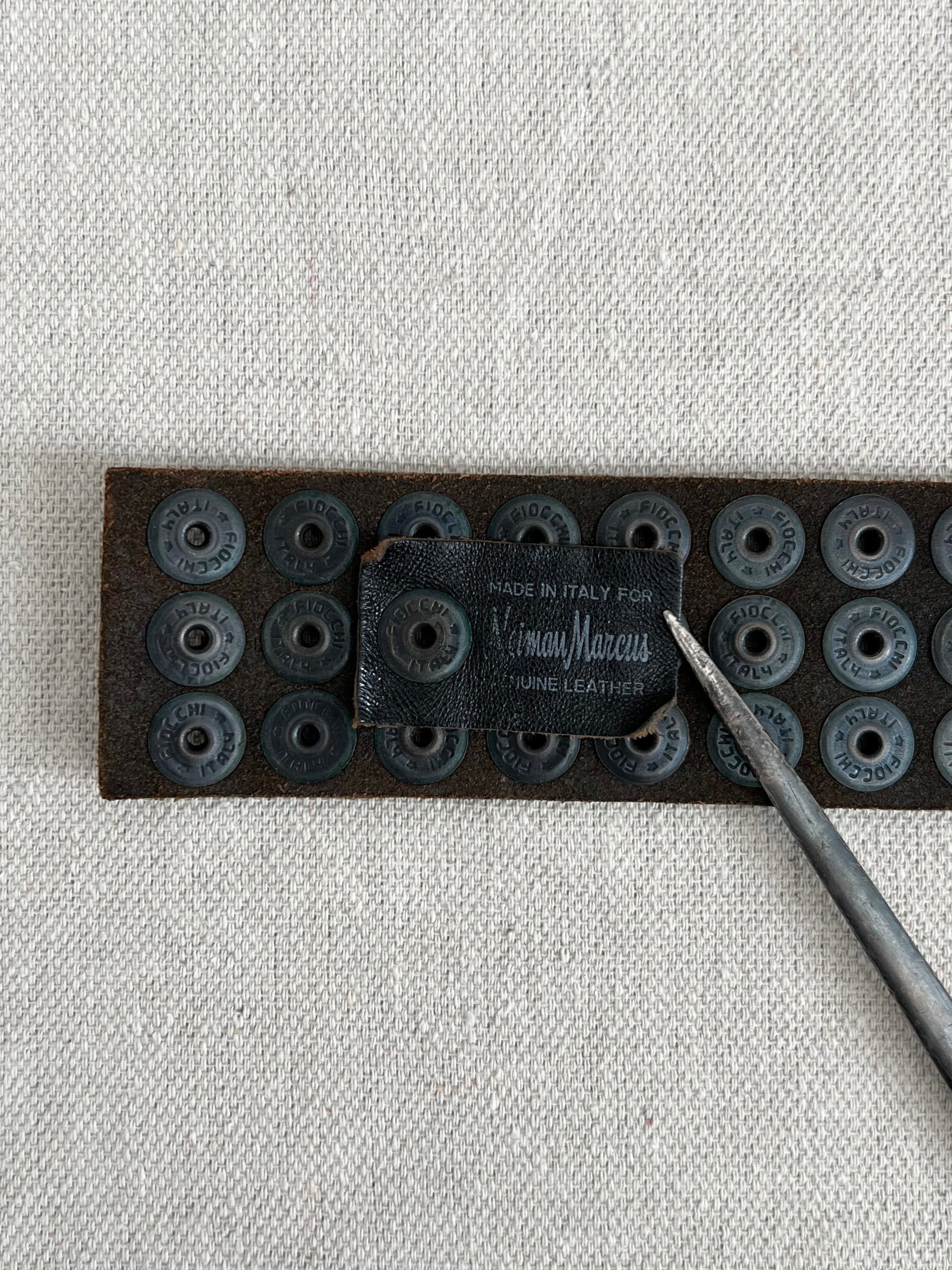 Vintage Neiman Marcus Heavyweight Push Stud Leather Belt