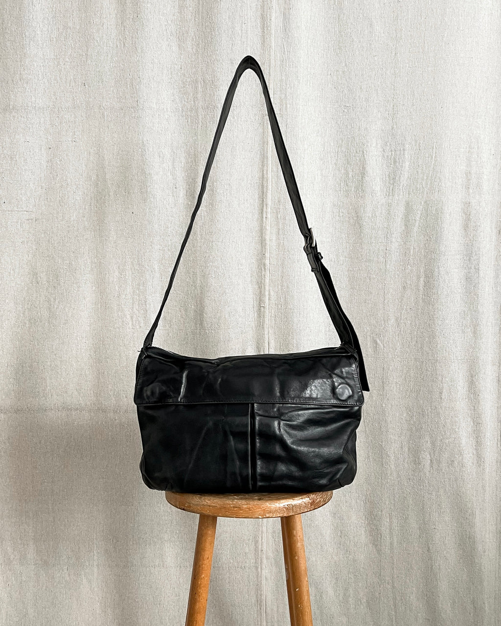 Yohji Yamamoto Y’s 1990s Cowhide Leather Messenger Bag