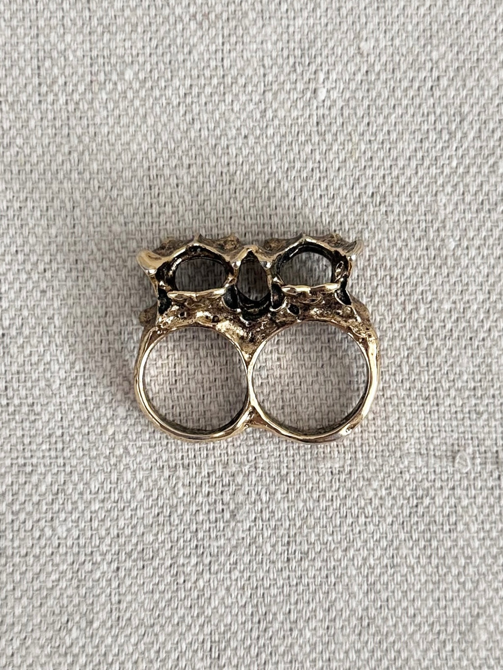 Vertebrae Two Finger Knuckle Ring