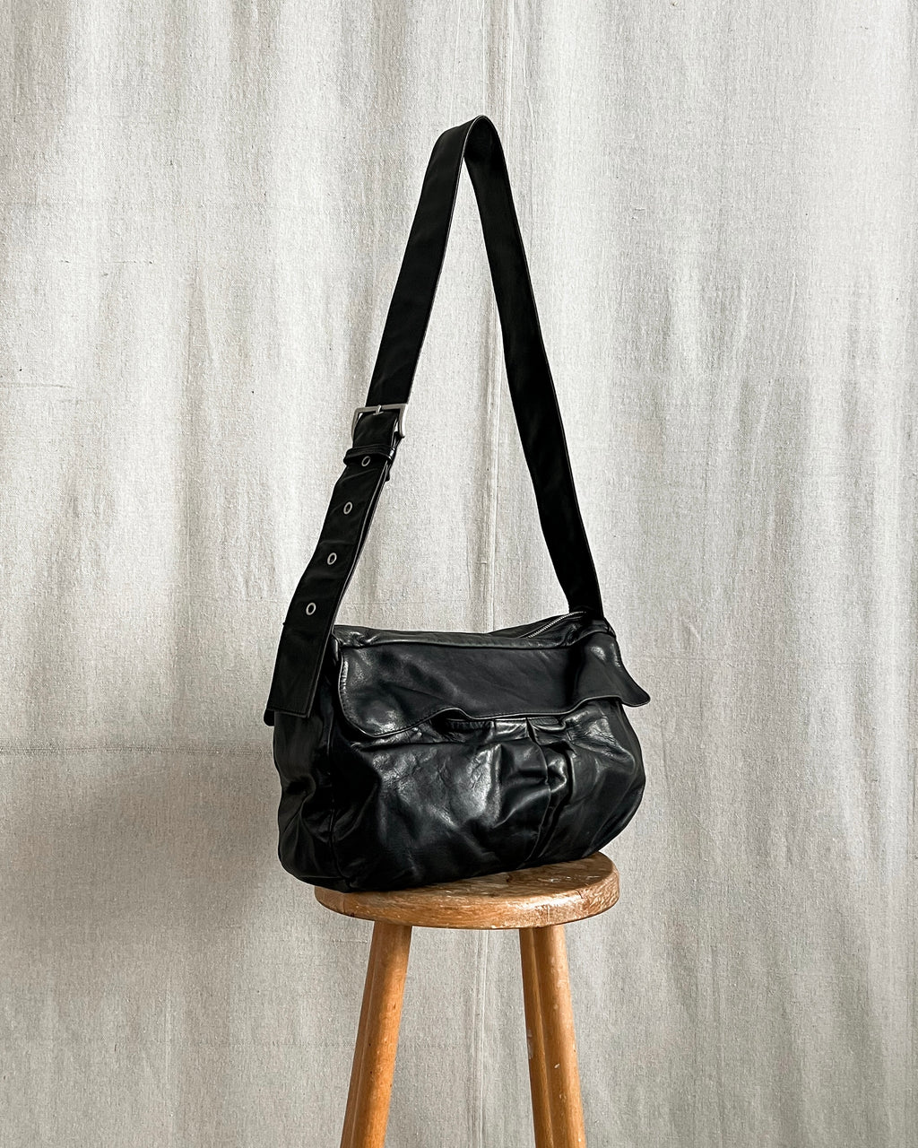 Yohji Yamamoto Y’s 1990s Cowhide Leather Messenger Bag