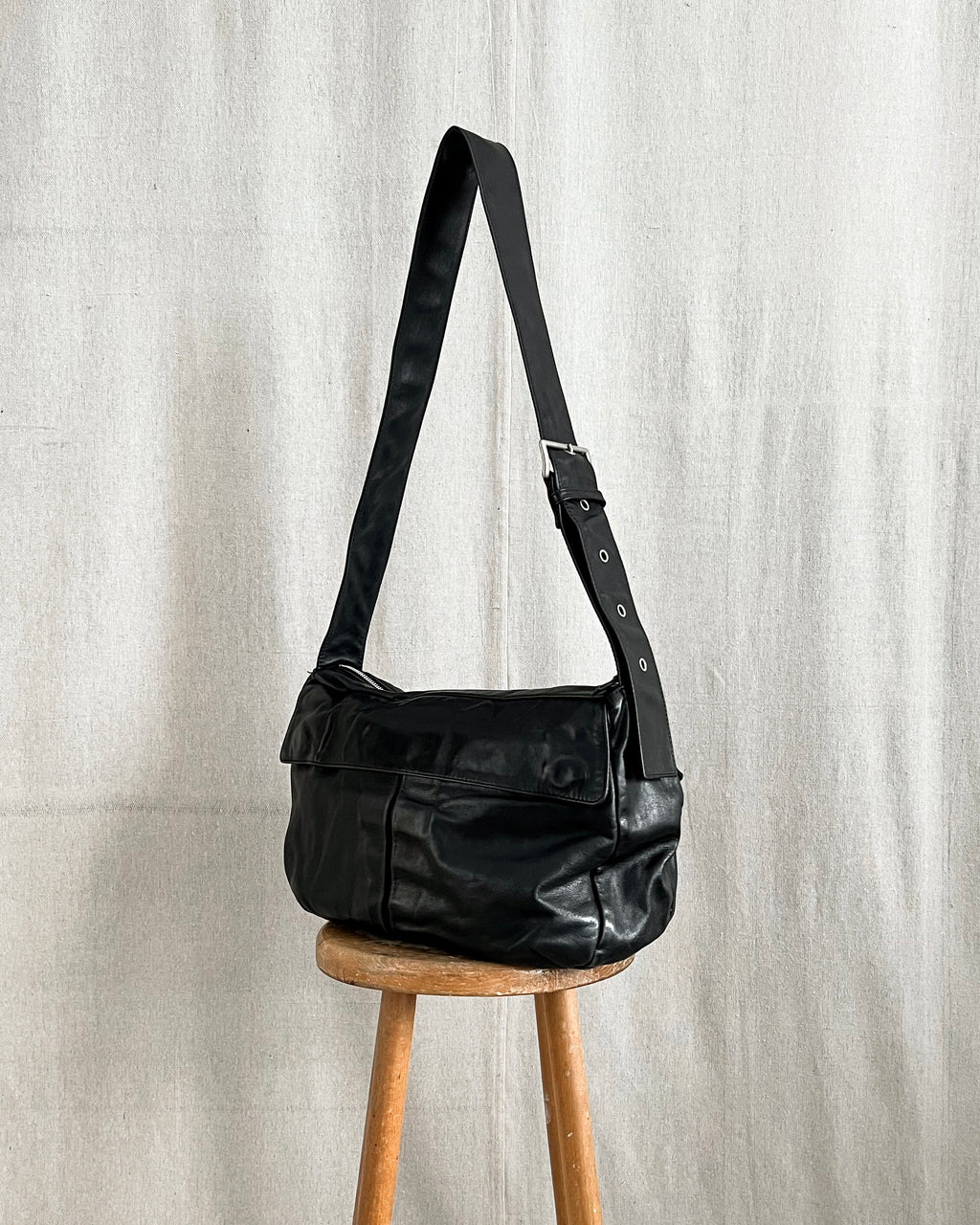 Yohji Yamamoto Y’s 1990s Cowhide Leather Messenger Bag