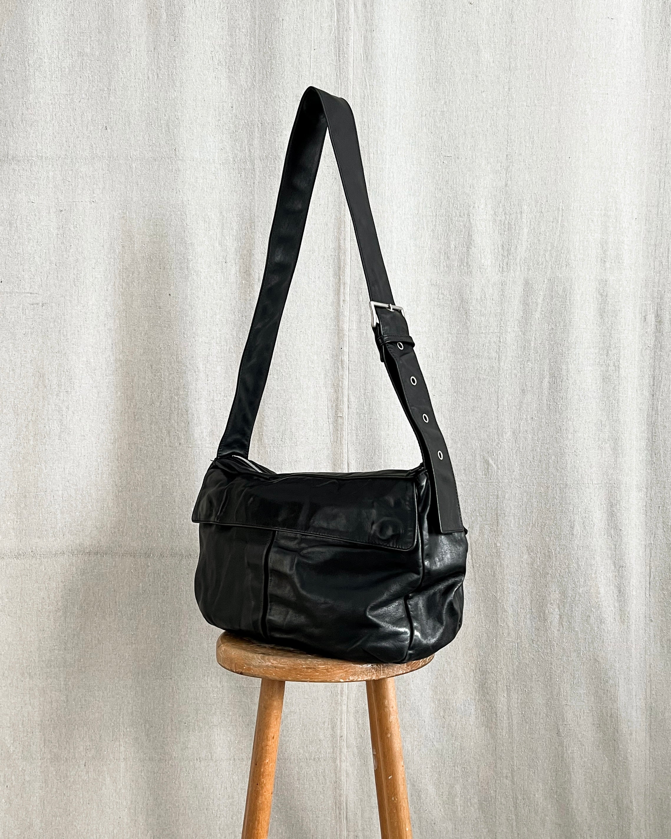 Yohji Yamamoto Y’s 1990s Cowhide Leather Messenger Bag