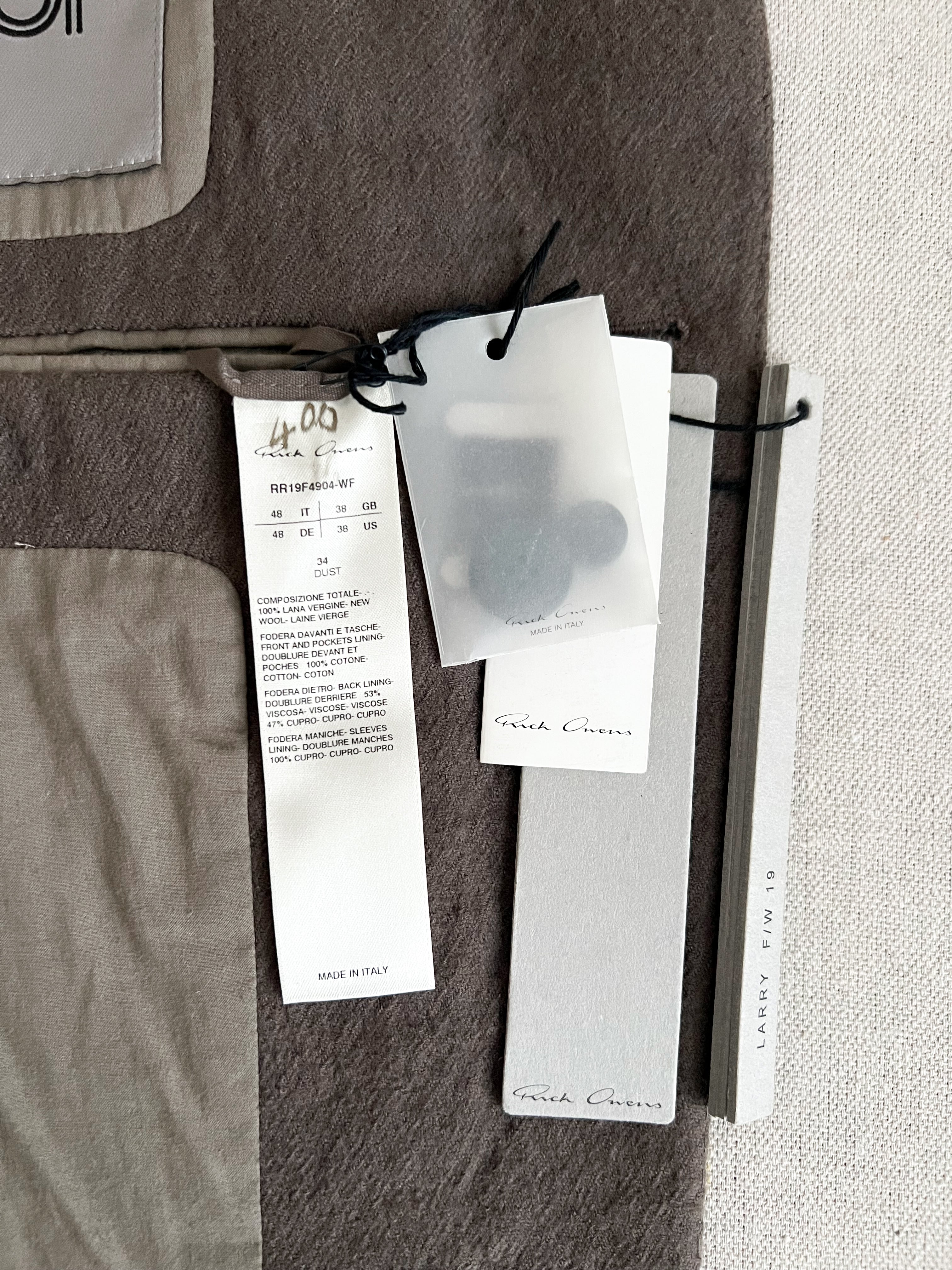 Rick Owens FW17 “LARRY” Runway RR19F4904-WF Neue Coat