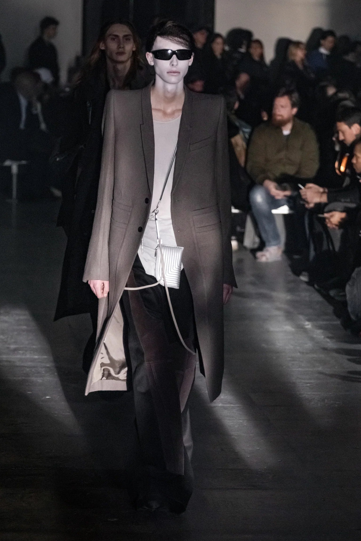 Rick Owens FW17 “LARRY” Runway RR19F4904-WF Neue Coat