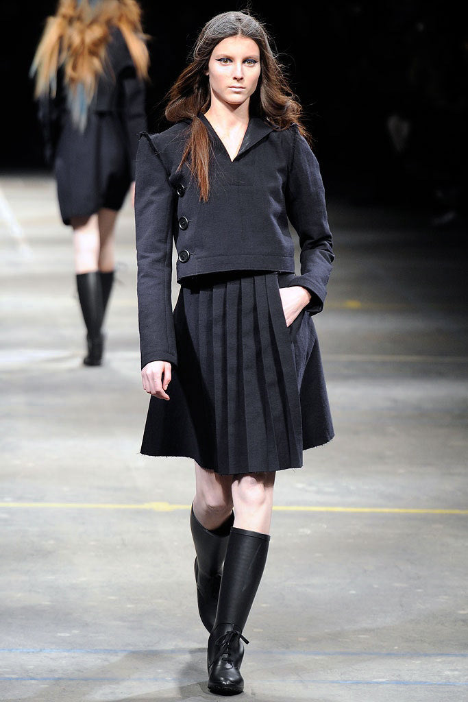Yohji Yamamoto AW10 Runway Deadstock Hooded Cropped Pullover Jacket
