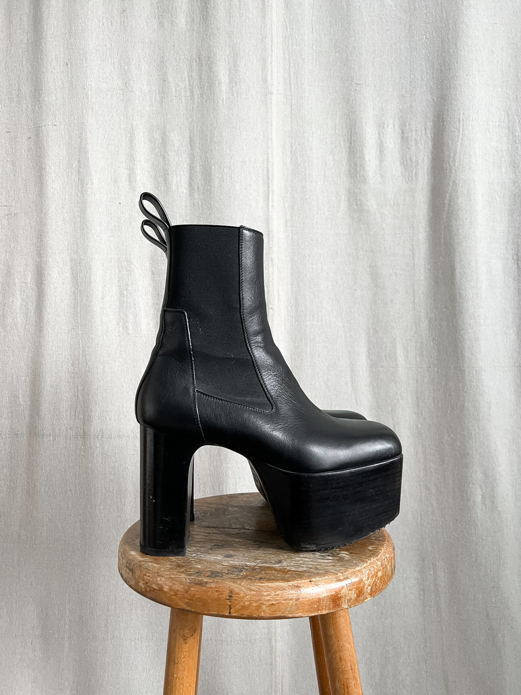 Rick Owens FW20 “PERFORMA” Calf Leather Kiss Heels