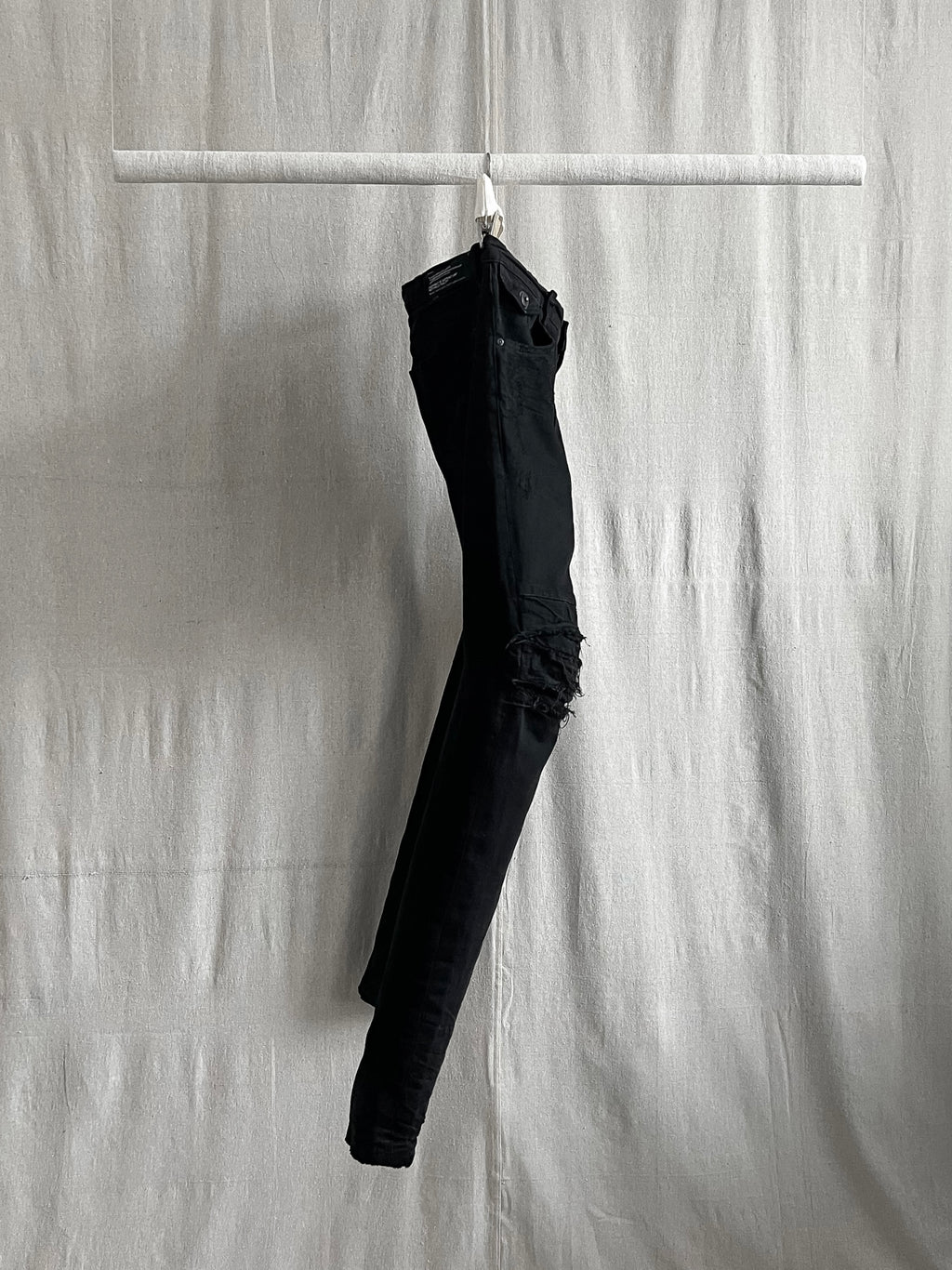 Julius FW10 goth_ik; Black Distressed Denim