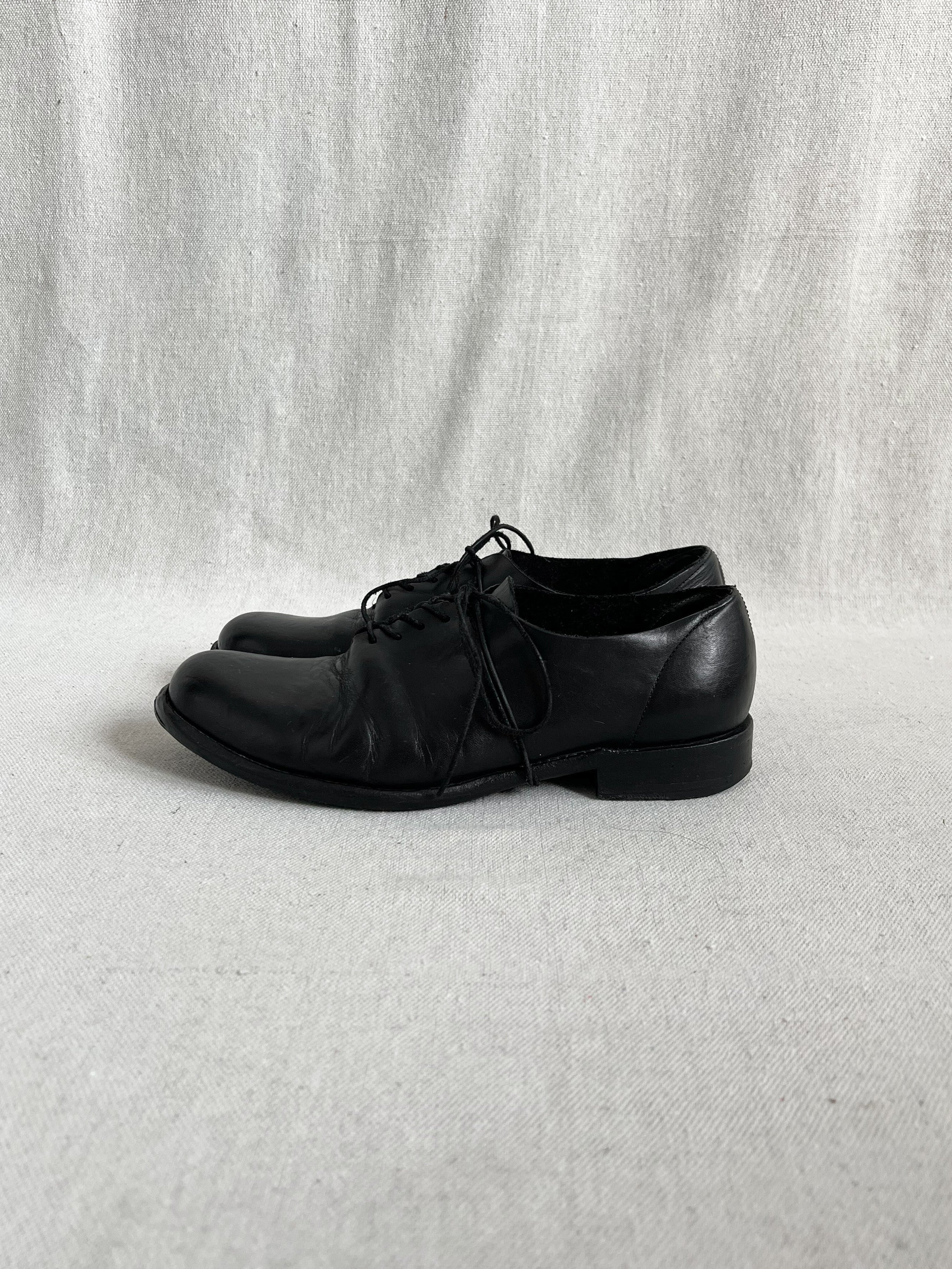 Isamu Katayama BACKLASH One-Piece Leather Laced Shoulder Derby