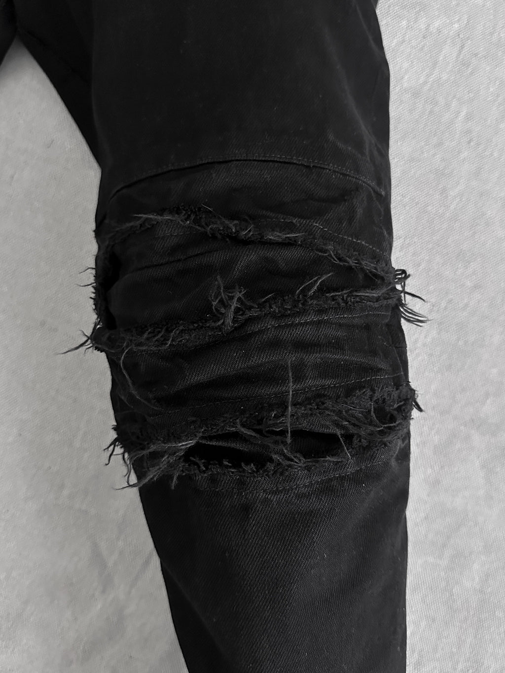 Julius FW10 goth_ik; Black Distressed Denim