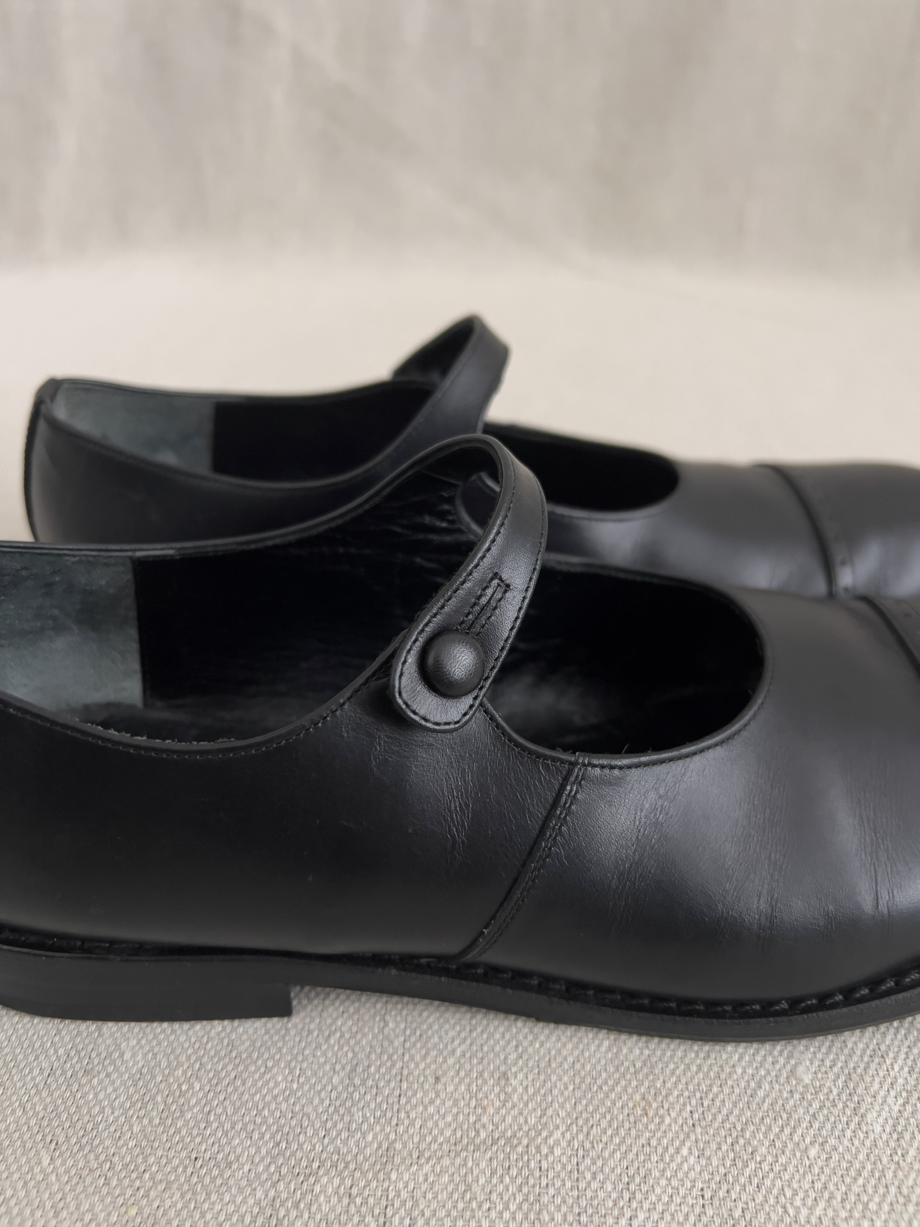 Comme des Garcons Robe de Chambre 1990’s Leather Mary Janes