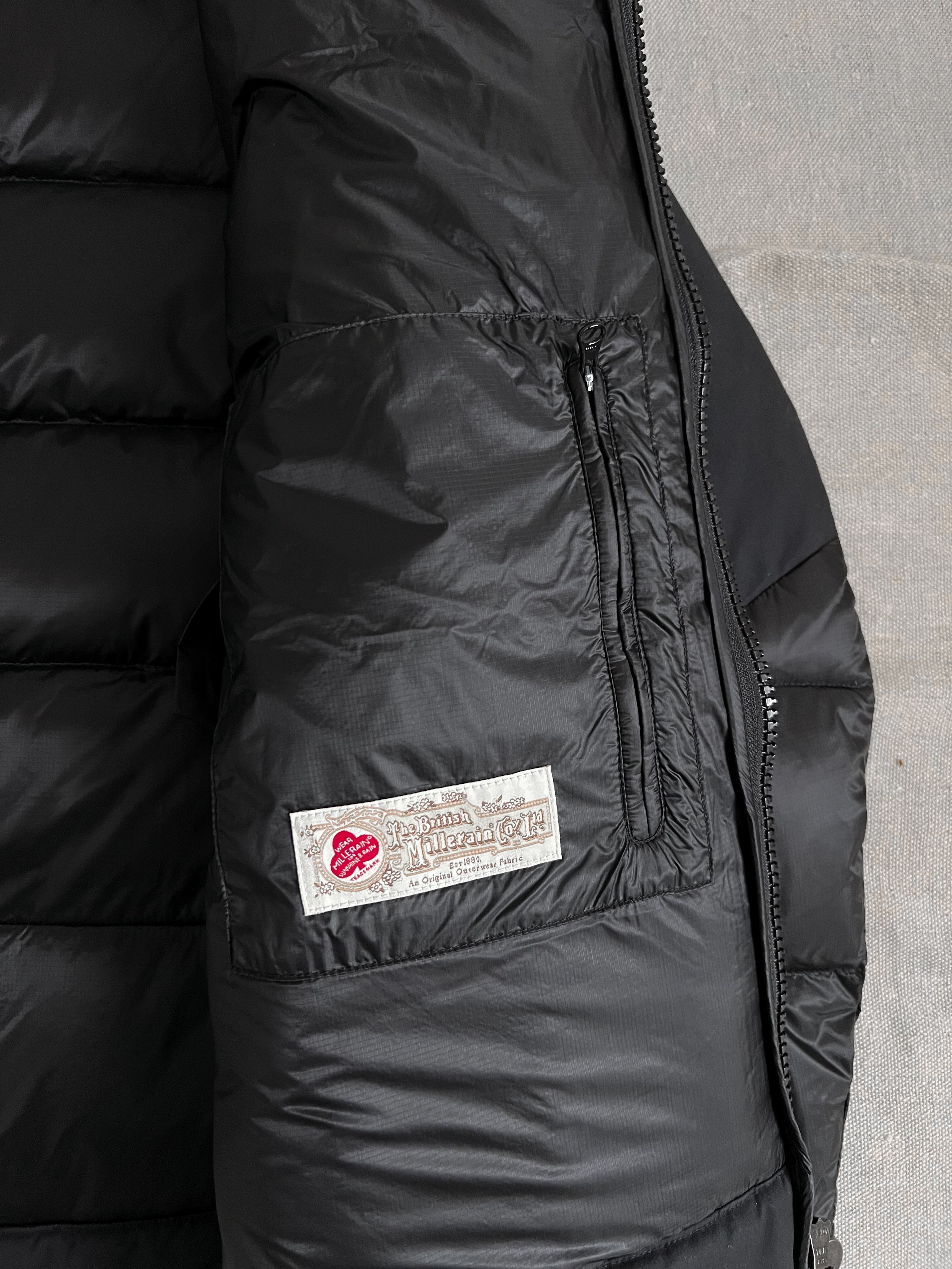 Yosuke Aizawa Colmar Waxed Sleeve Down Puffer
