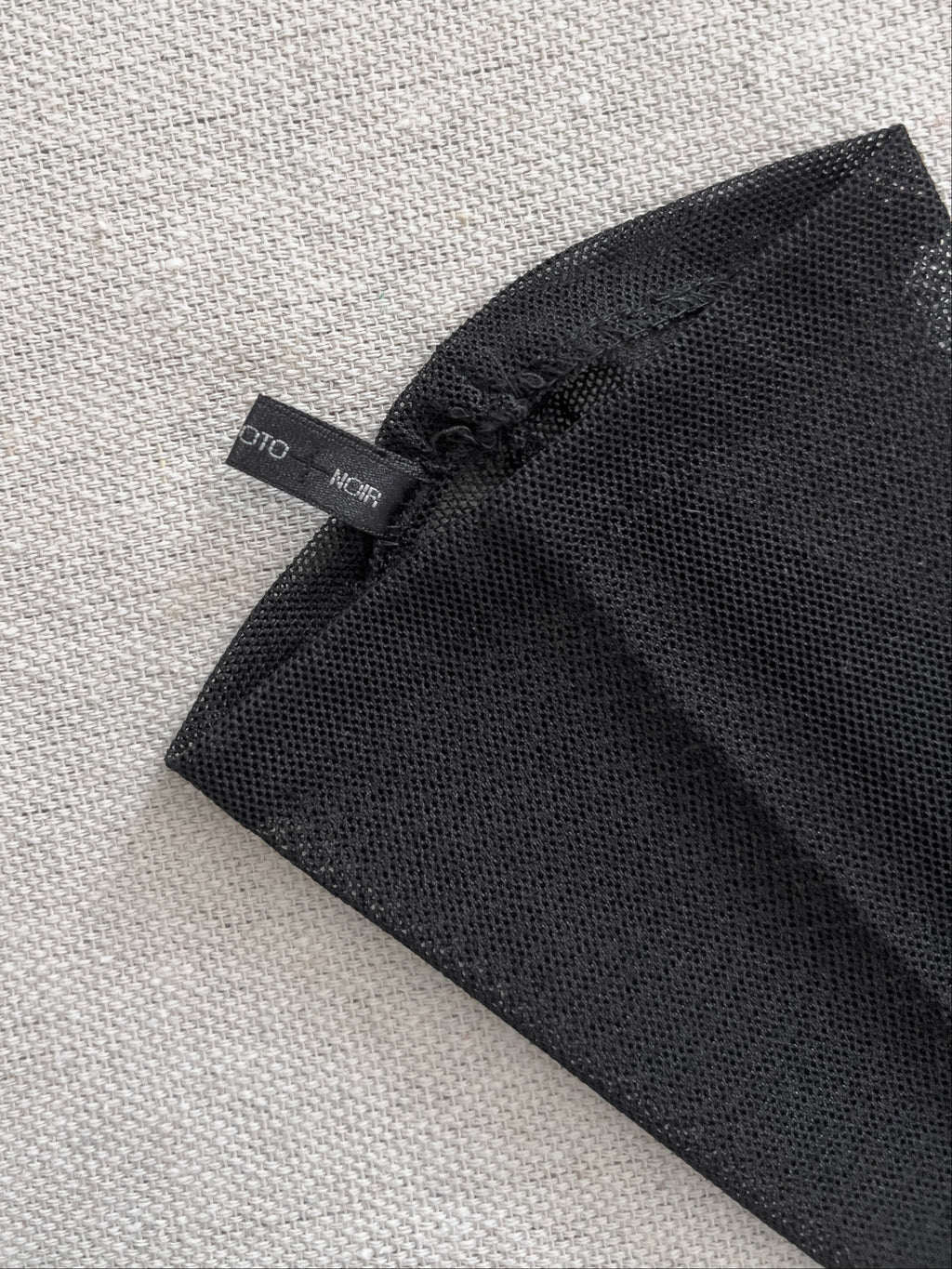 Yohji Yamamoto +Noir Mesh Opera Gloves