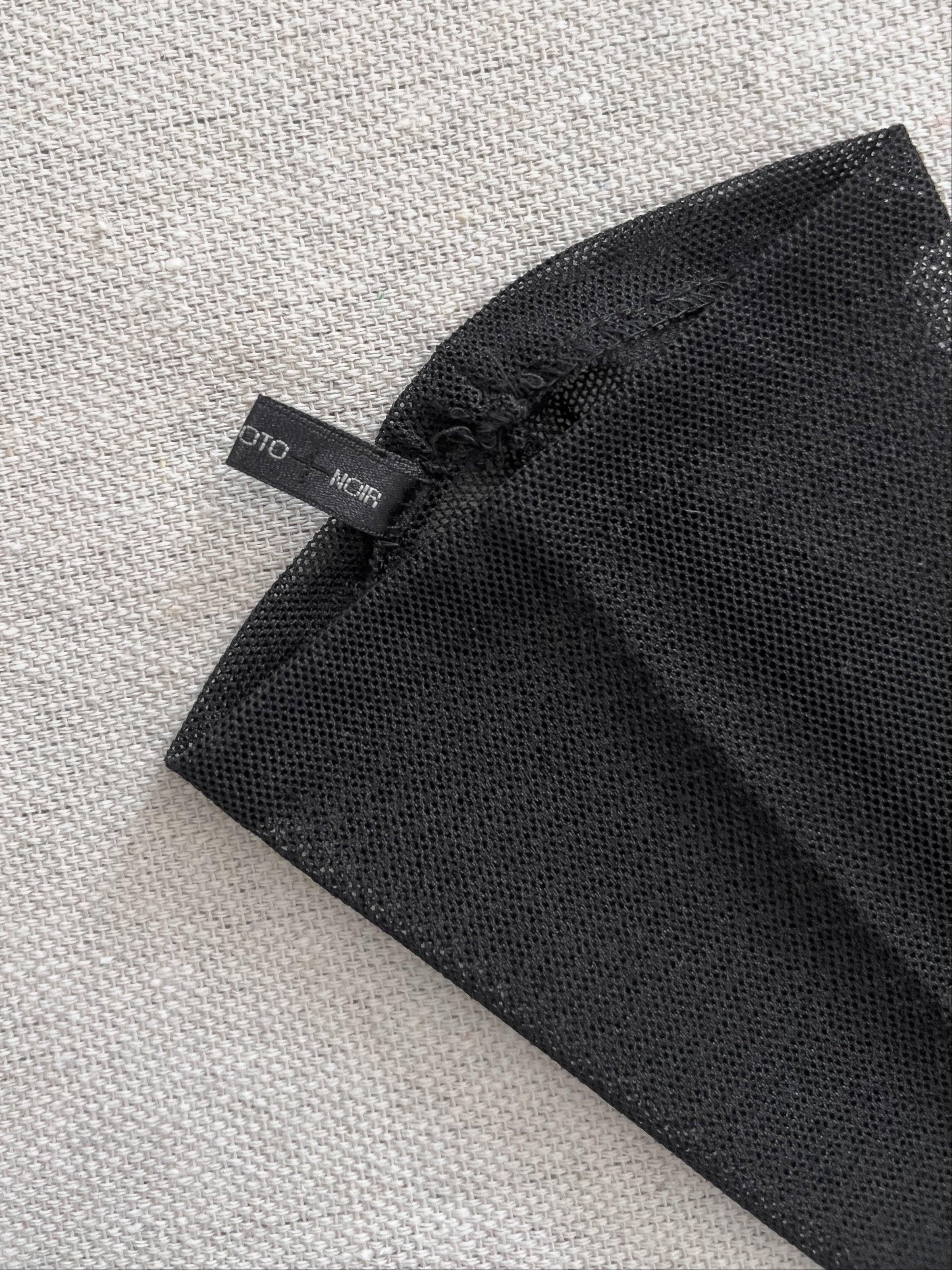 Yohji Yamamoto +Noir Mesh Opera Gloves